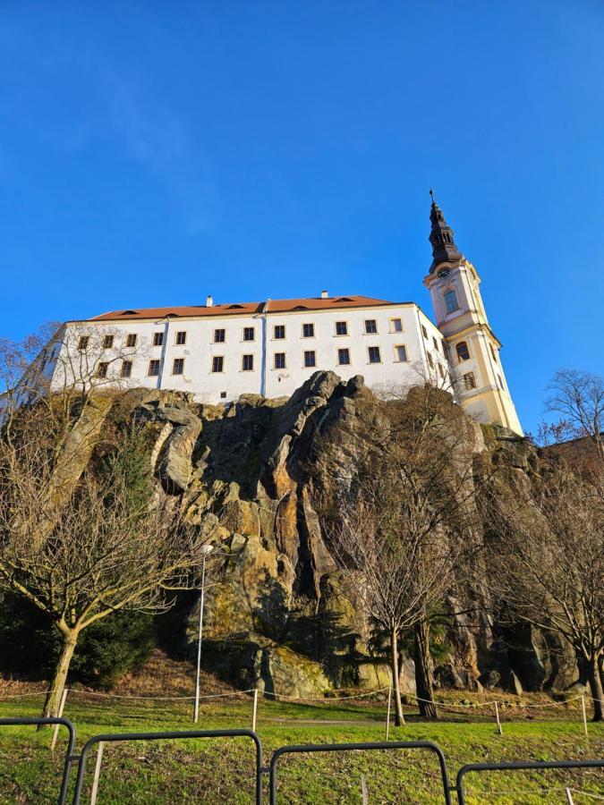 Apartman U Labe Decin Eksteriør billede